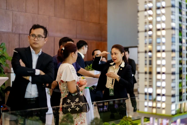 nha-o-gia-vua-tui-tien-su-bung-no-tu-nam-2024-voi-nguon-cung-dong-loat-anh2