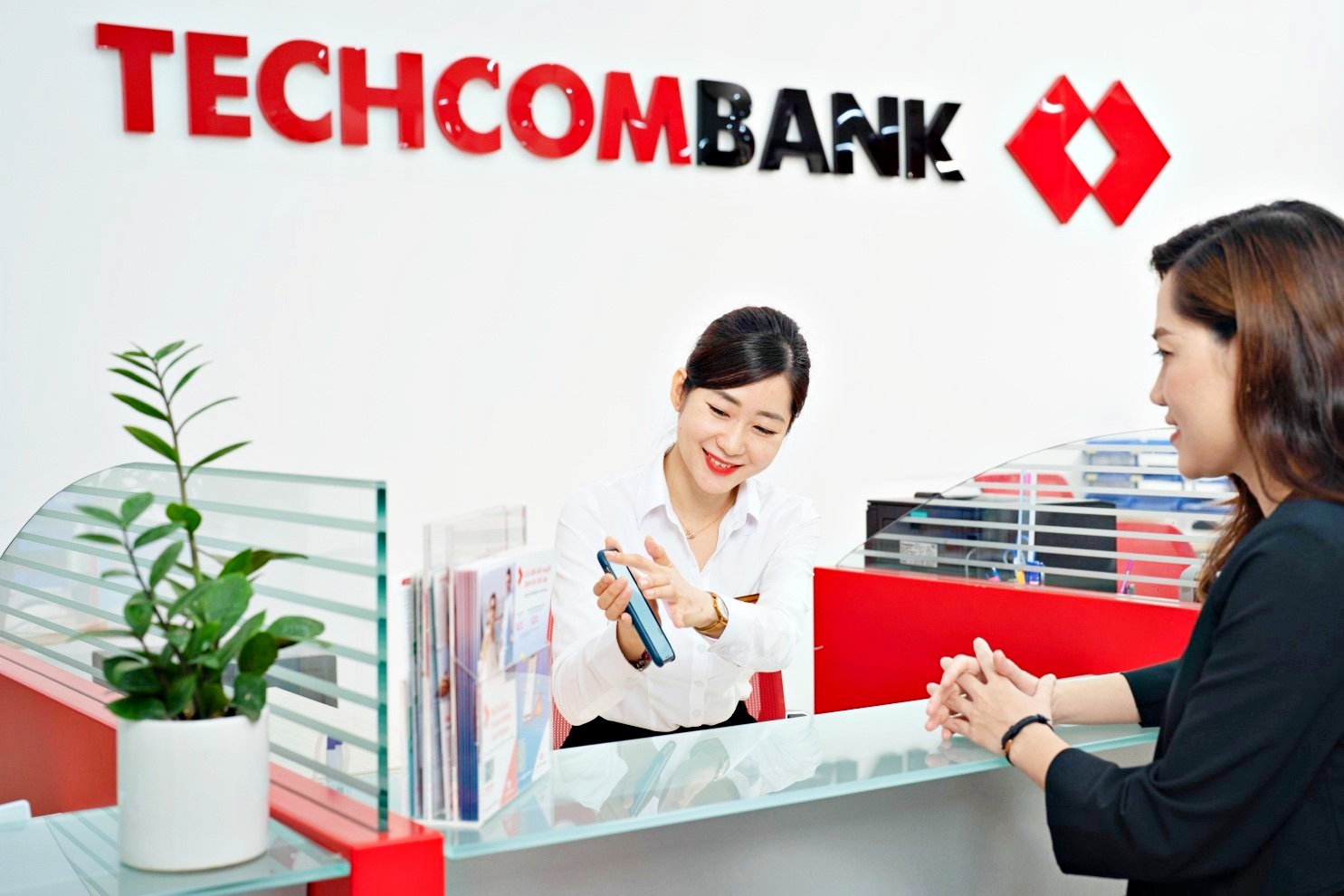 gui-tiet-kiem-ngan-hang-techcombank-25-trieu-moi-thang-loi-bao-nhieu-onehousing-4