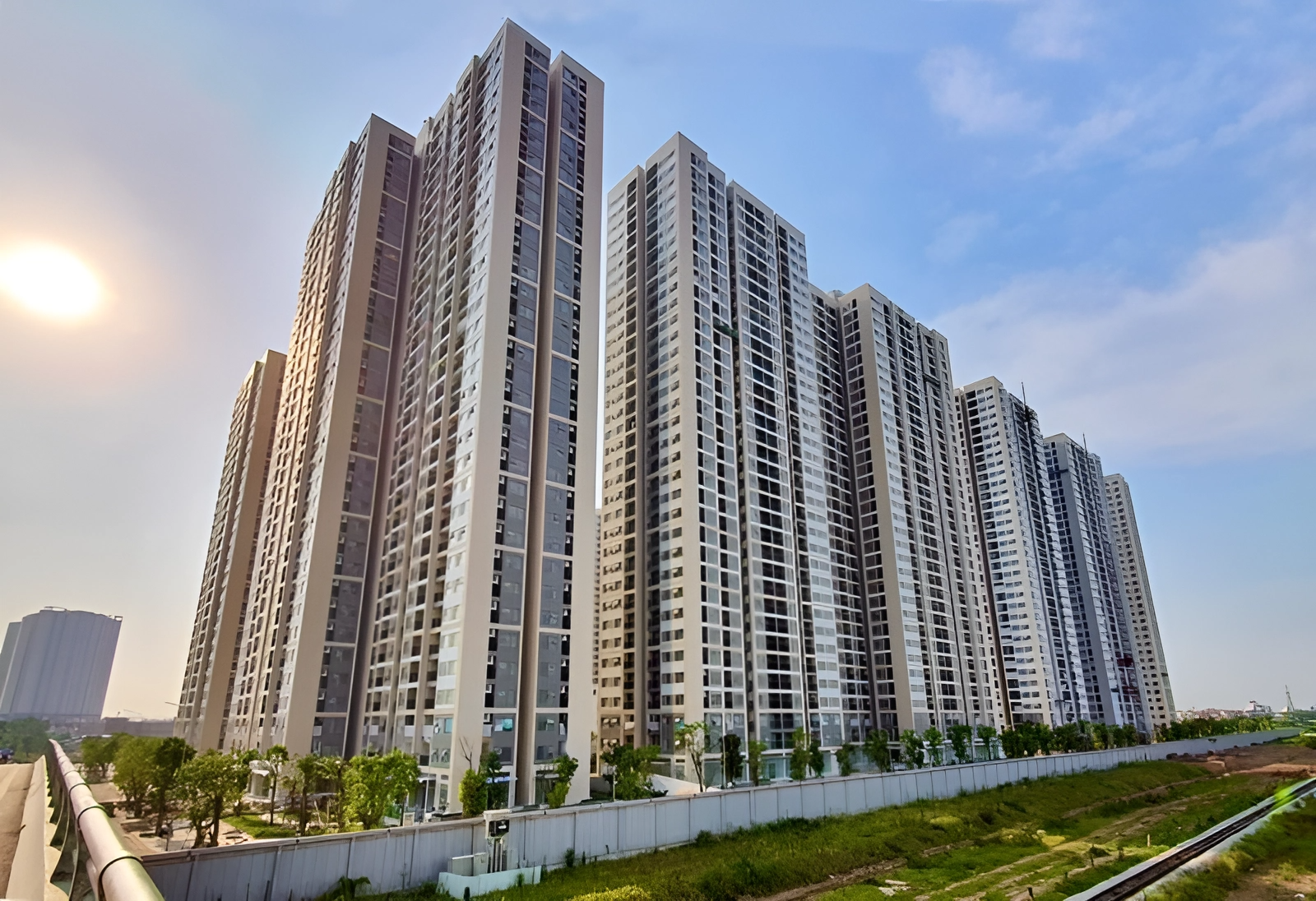 sot-gia-thue-chung-cu-nguoi-dan-bo-pho-ve-ngo-onehousing-1