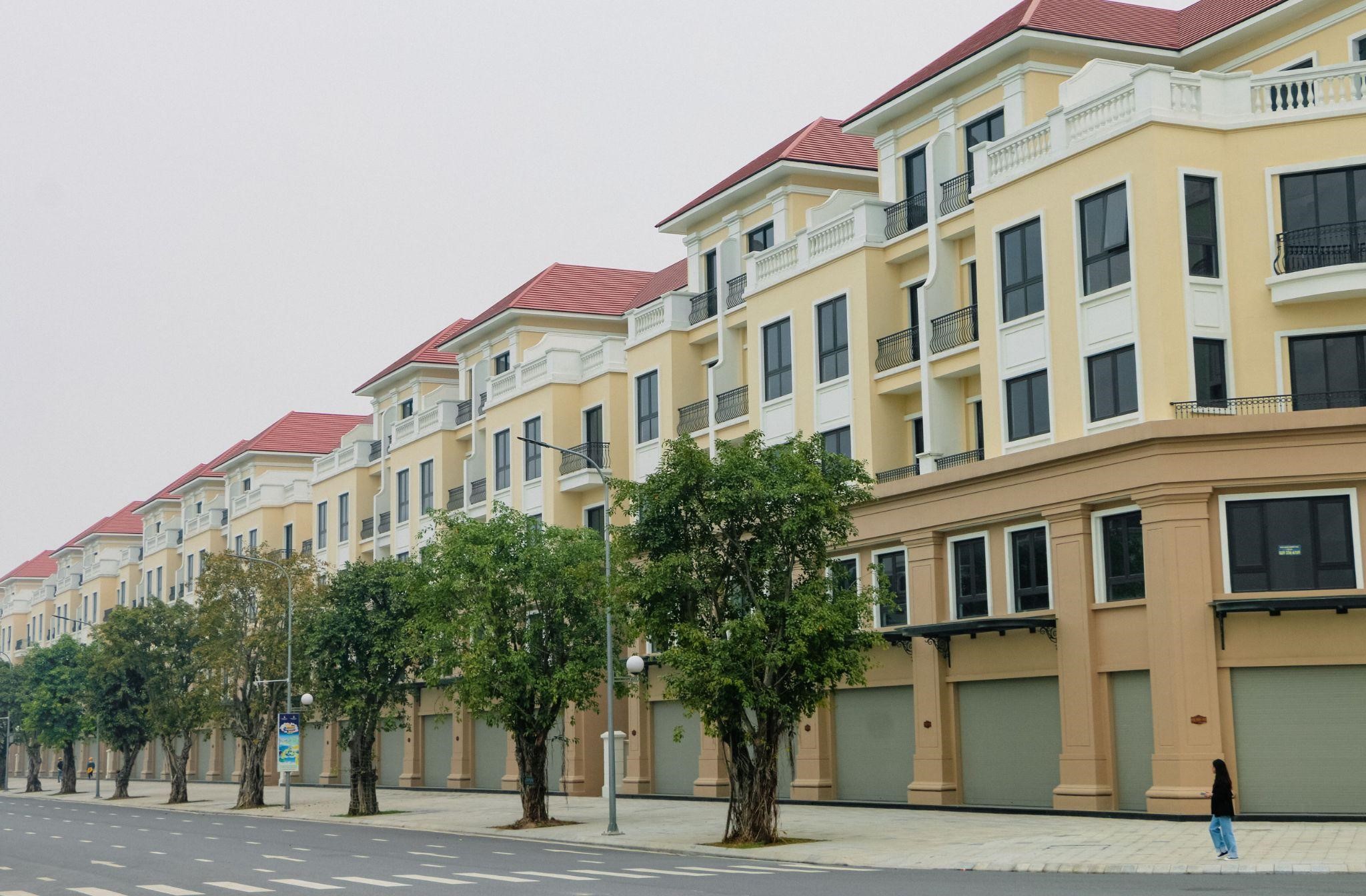 ban-shophouse-huong-dong-nam-onehousing-4