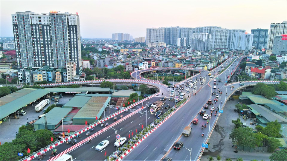 thuc-trang-phat-trien-co-so-ha-tang-tai-thu-do-ha-noi-va-moi-quan-he-giua-co-so-ha-tang-va-gia-bat-dong-san-onehousing-1