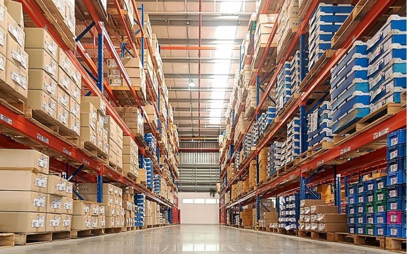 OneShop cung cấp nguồn hàng đa dạng cho các tiểu thương