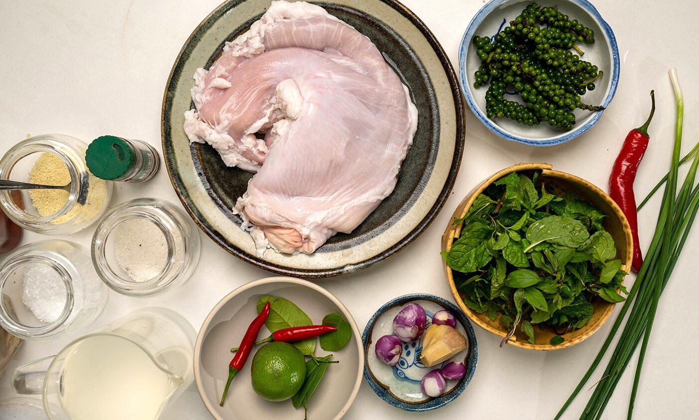 Chọn và sơ chế dạ dày tươi đúng là bước đầu tiên tạo nên hương vị hấp dẫn