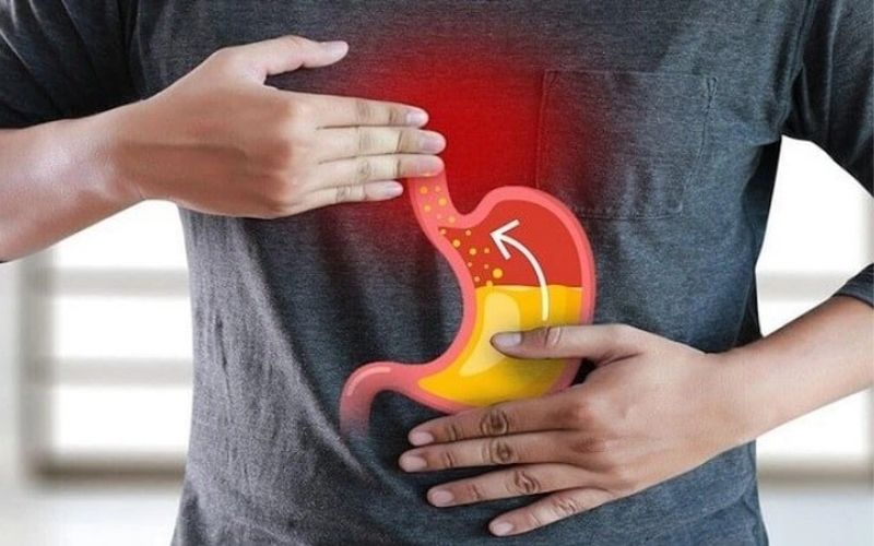 Lưu ý về thời gian và triệu chứng sau khi uống enzyme tiêu hóa