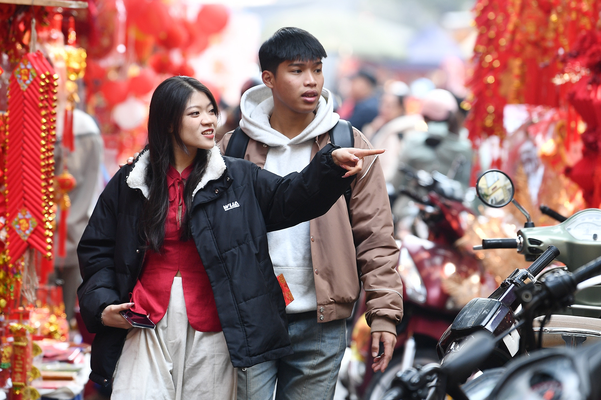 Giờ Mão và giờ Ngọ là thời gian hoàng đạo giúp tuổi Sửu khởi hành thuận lợi