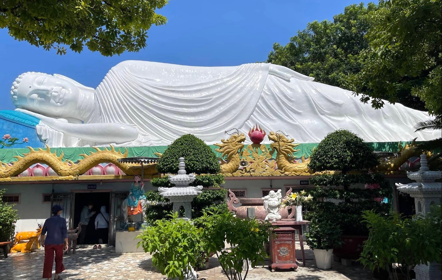 Chùa Đức Hòa là ngôi tổ đình cổ kính của Bình Dương (cũ)