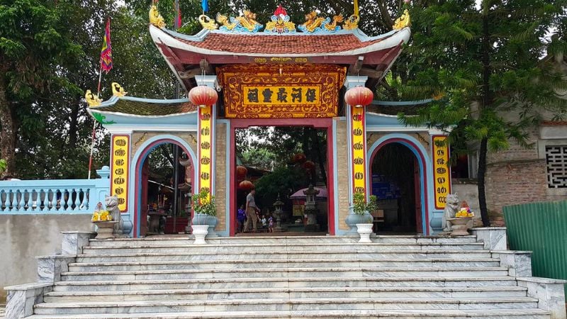 Ngôi đền được người dân bảo Hà lập nên