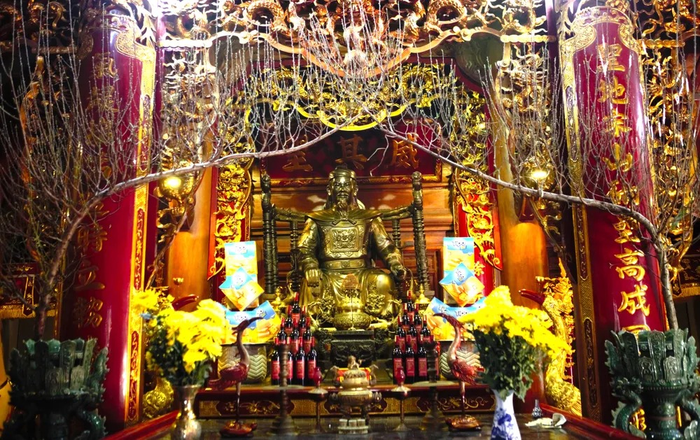 Đền thờ Đức Thánh Trần Hưng Đạo tại làng Thổ Khối, xã Yên Dương, huyện Hà Trung, tỉnh Thanh Hóa