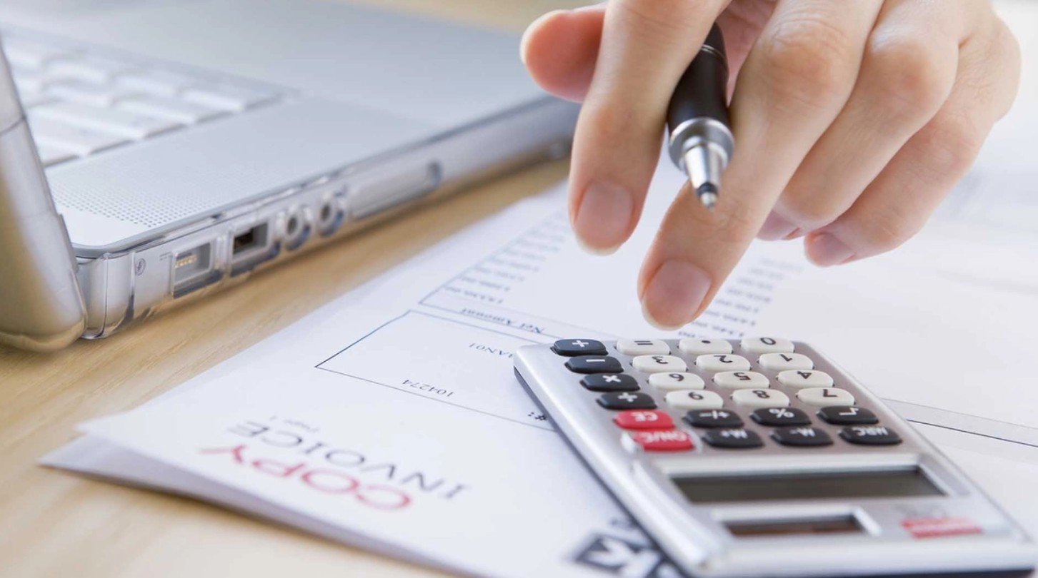 Các khoản hoa hồng, nhuận bút hay thù lao dịch vụ đều thuộc khoản thu vãng lai