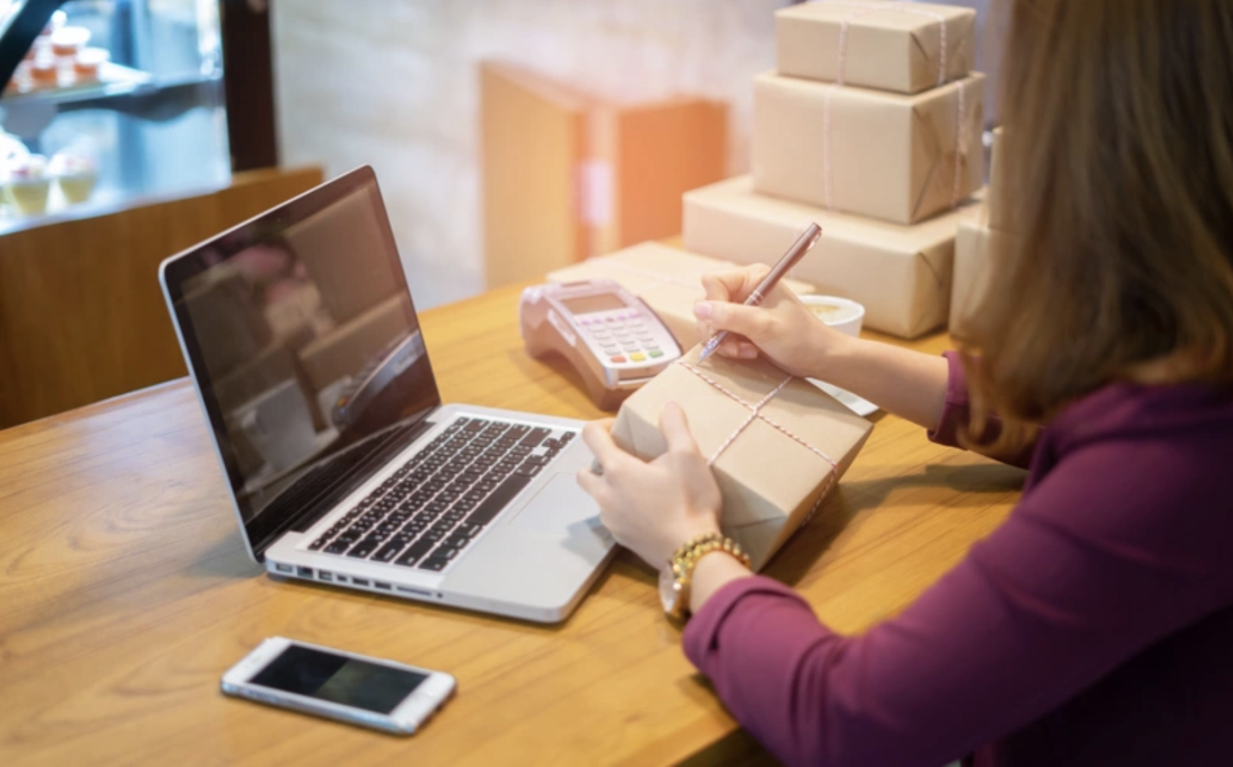 Hộ kinh doanh phải nộp Tờ khai thuế trước ngày 15/12 hàng năm