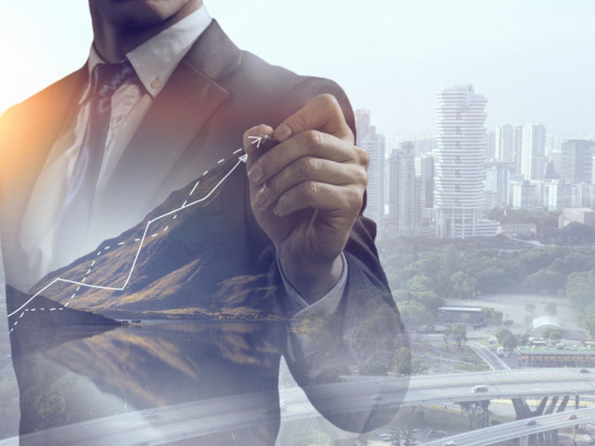 Sự nghiệp tuổi Kỷ Tỵ 1989 nam mạng năm 2026 thuận lợi nhưng cần cẩn trọng tiểu nhân và pháp lý 