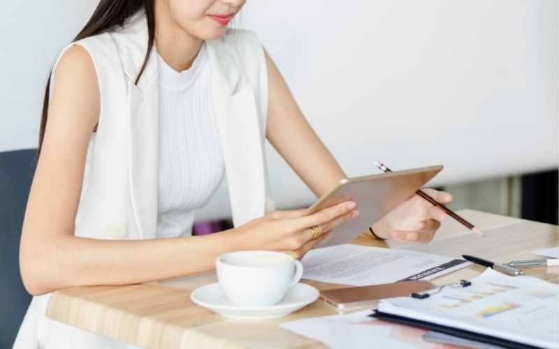 Kế hoạch tài chính vững vàng là tấm khiên bảo vệ nữ Kỷ Mão trước mọi biến động năm 2026 