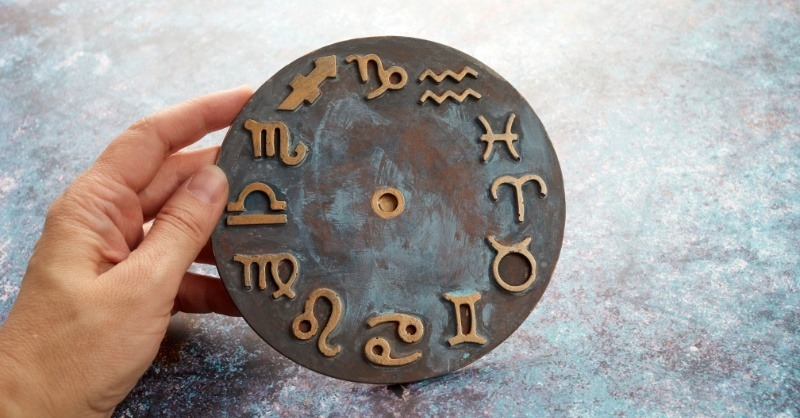 Hạn Ngũ Mộ ảnh hưởng đến tài chính của bản mệnh