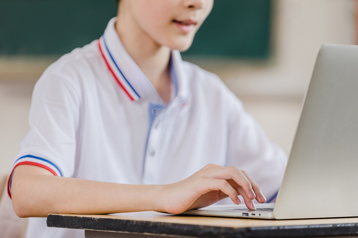 Nam Giáp Thân nên dành thời gian học thêm trong năm nay