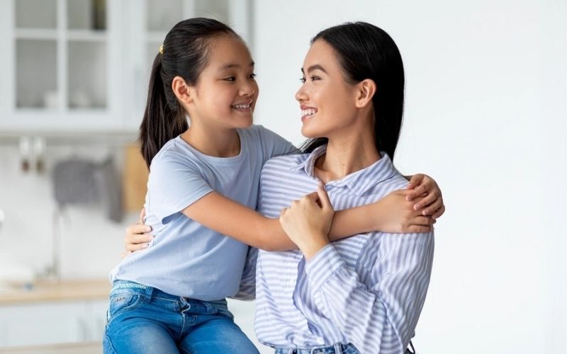 Bé gái Mậu Tuất 2018 trong năm 2026 được sao tốt chiếu mệnh, vận trình đều suôn sẻ