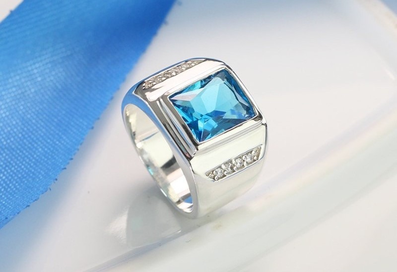 Lưu ý khi chọn vật phẩm phong thủy cho người mệnh Thủy năm 2026