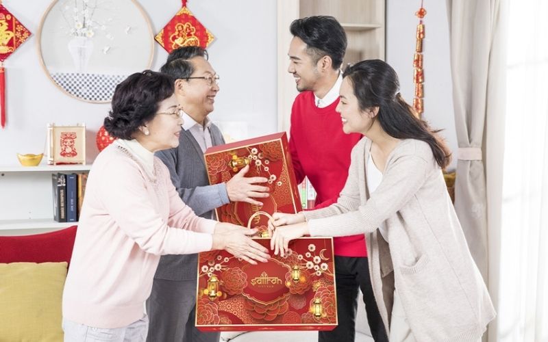 Chọn tuổi hợp xông nhà cho nữ gia chủ Canh Thìn 2000