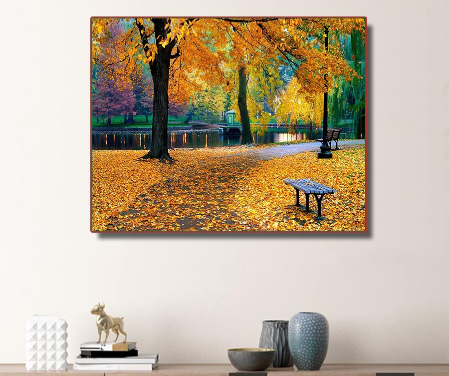 Nên treo tranh phong thủy ngang tầm mắt thay vì treo quá cao hoặc quá thấp