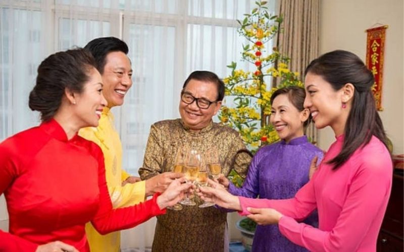 Ất Mùi xông đất - Tam hợp tụ phúc, tài lộc khai hoa cho nam gia chủ Tân Hợi