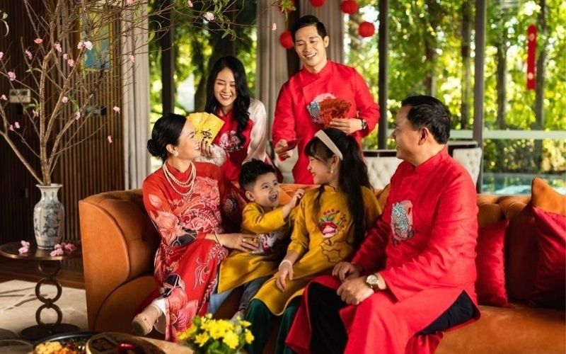 Tránh tuổi xung khắc giúp gia chủ Quý Sửu đón Tết Bính Ngọ 2026 trọn vẹn niềm vui