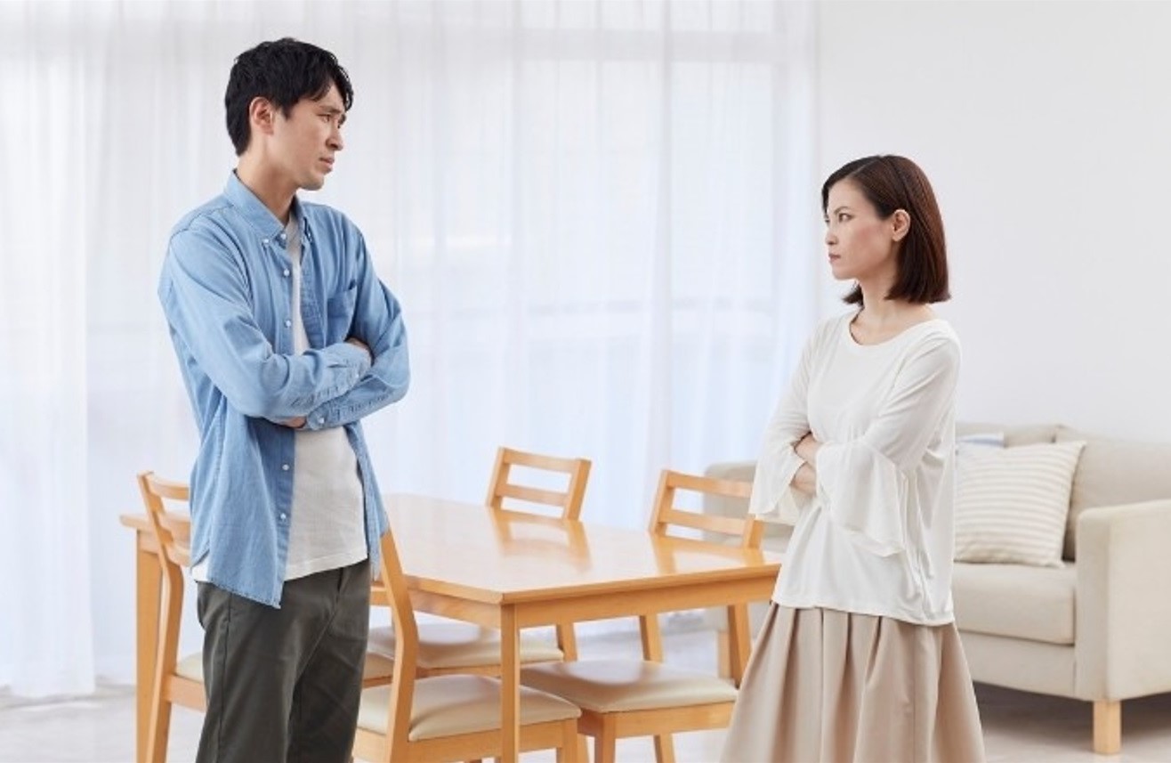 Niềm tin vào tuổi hợp trước hôn nhân có thể tạo ra áp lực cho các cặp đôi