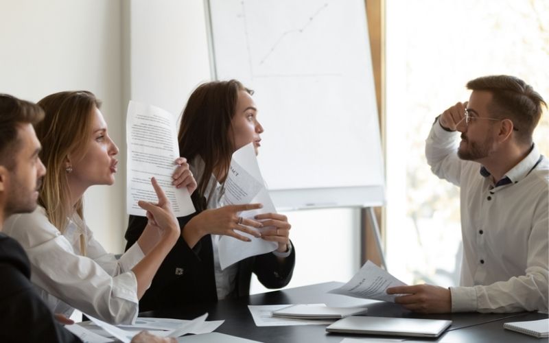 Những cặp tuổi xung khắc rất dễ gặp bất đồng trong hợp tác kinh doanh