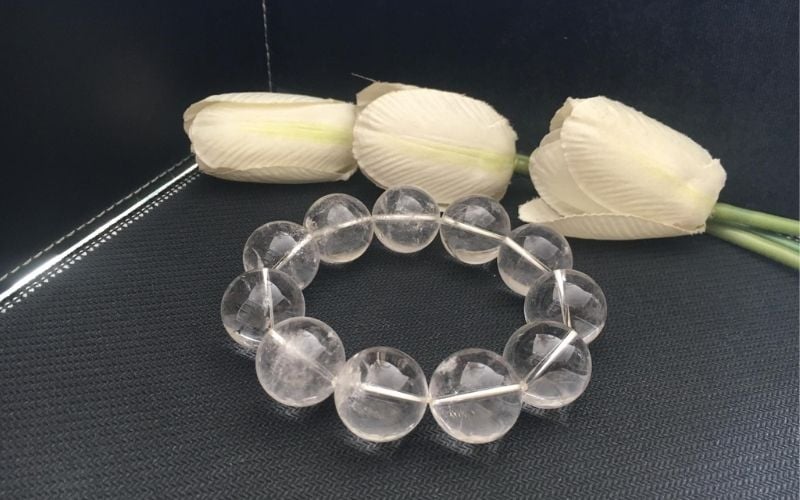 Hóa giải tuổi xung khắc cho Nhâm Thân 1992 bằng các vật phẩm phong thủy