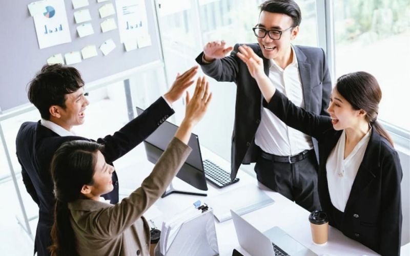 Nam Quý Dậu nên chọn người cùng hành hoặc tương sinh để kích hoạt vận may trong năm 2026