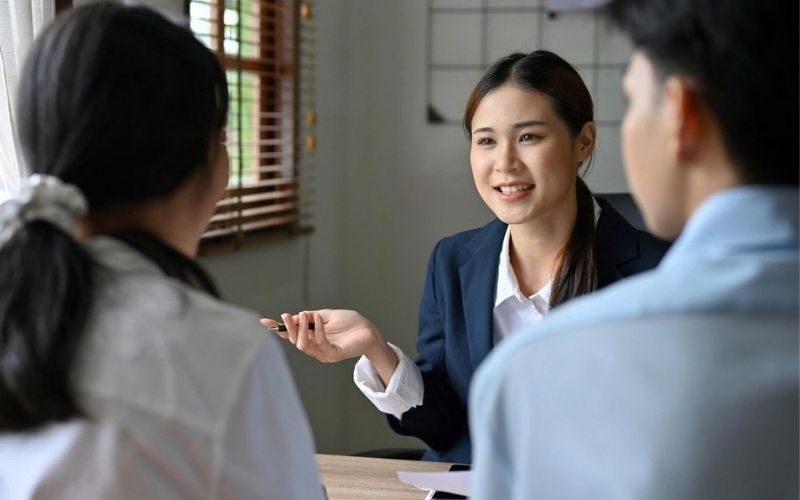 Năm 2026, người tuổi Quý Dậu nên cẩn trọng trong hợp tác và tình cảm 