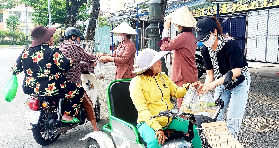 Nữ Ất Mùi nên làm việc thiện tích đức, giảm tai ương