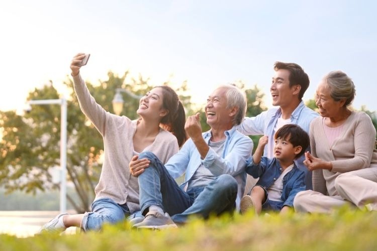 Gia đình Giáp Thìn năm nay nhìn chung bình ổn 