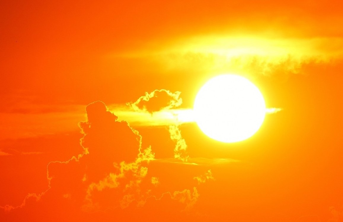 Nữ mạng Ất Mão 1975 gặp sao Thái Dương trong năm 2026