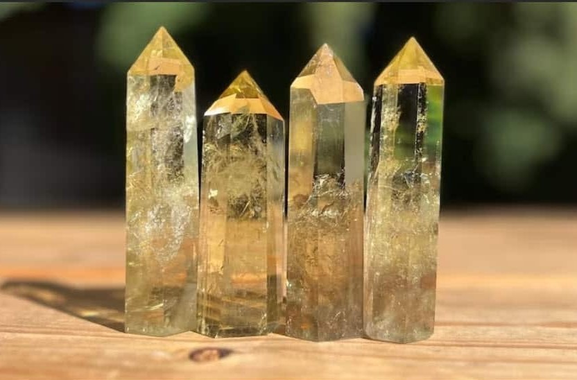 Dùng thạch anh vàng giúp công việc thuận lợi, gia tăng may mắn