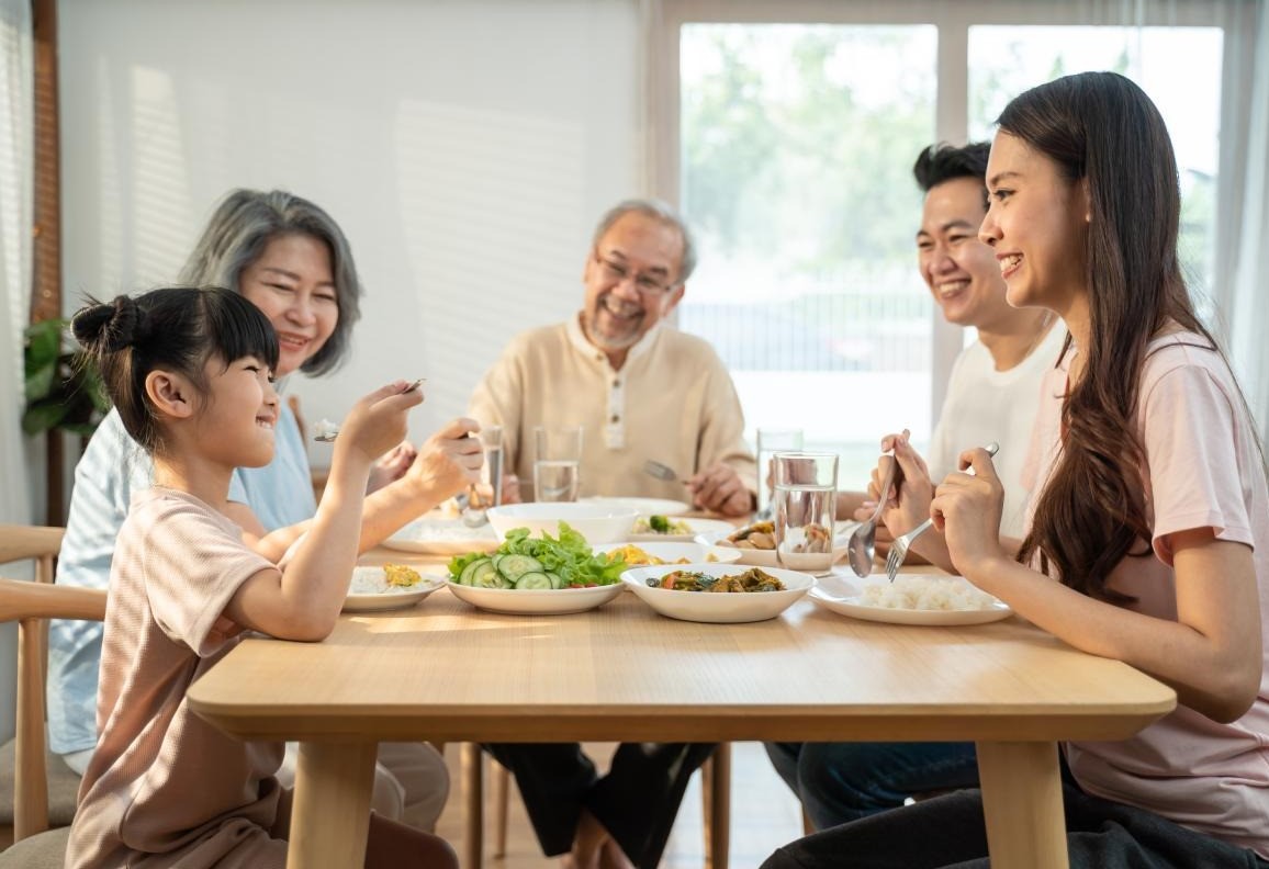 Gia đình Bính Thìn cần giữ hòa khí và quan tâm đến sức khỏe các thành viên