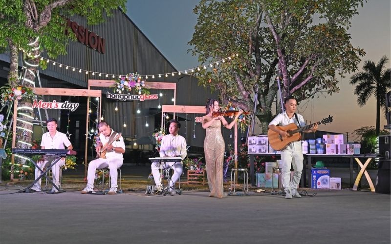 Nhiều sự kiện được tổ chức để kỷ niệm này Quốc tế Nam giới 