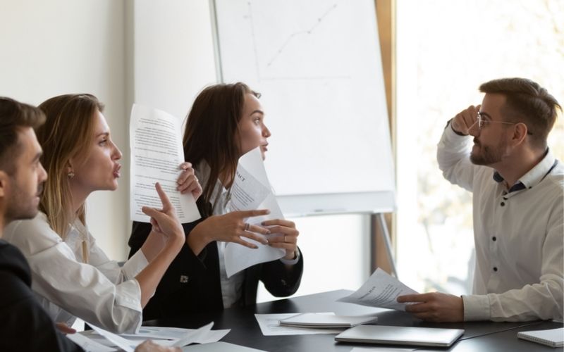 Sao La Hầu khiến nữ Ất Sửu dễ dính vào hiểu lầm, tranh cãi không đáng có