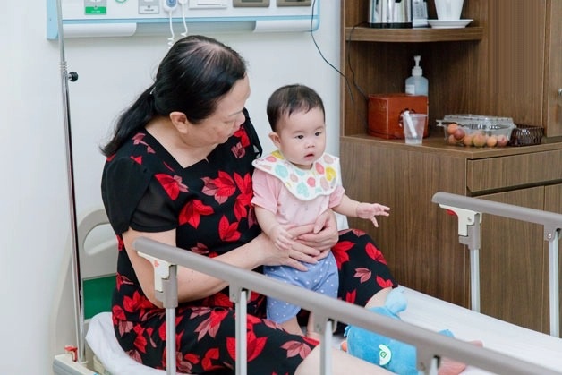 Hướng dẫn cách xử lý khi trẻ nhỏ có dấu hiệu nặng