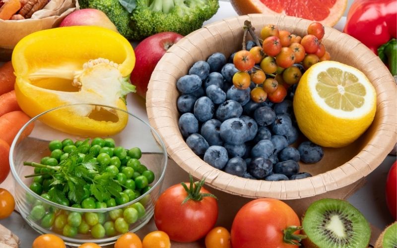 Vitamin C trong trái cây giúp cơ thể kháng virus, cải thiện sức đề kháng tự nhiên