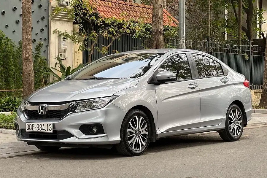 Màu bạc giúp nam mạng thu hút tài lộc và tăng cường sự thuận lợi