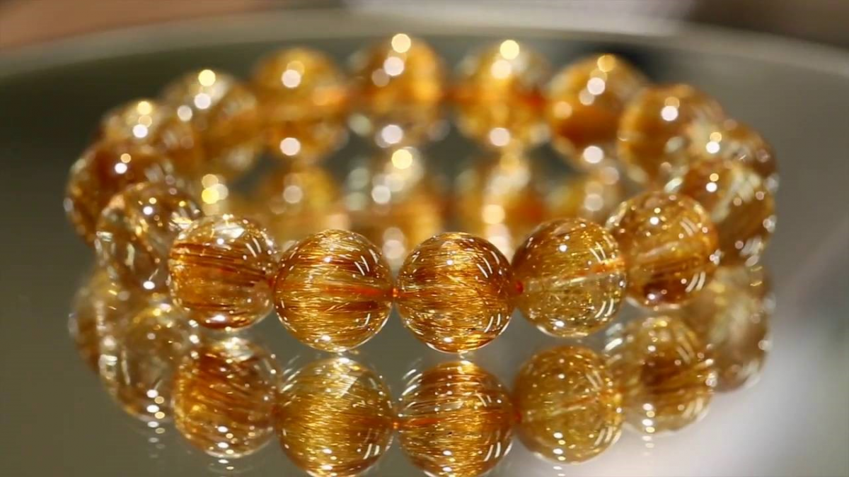 Các gam màu thuộc hành Thổ bổ sung năng lượng cho mệnh Kim