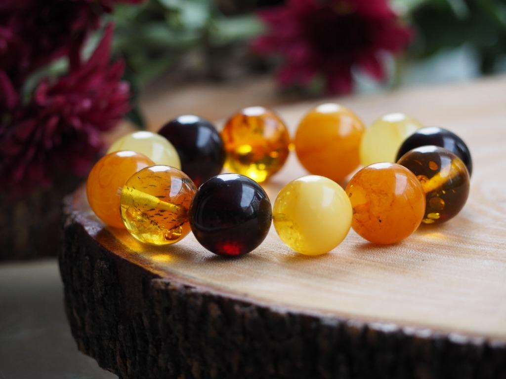 Những màu sắc thuộc hành Thổ sẽ bổ trợ năng lượng cho người Giáp Ngọ 1954