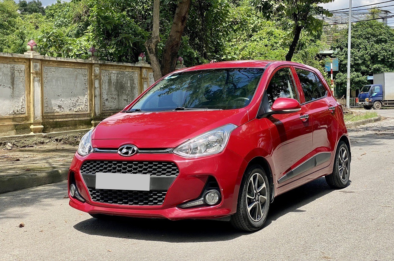 Nên ưu tiên các màu đỏ, cam, hồng, tím hoặc xanh lá cho phương tiện cá nhân