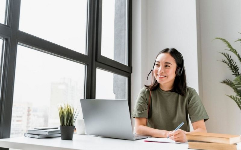 Người mệnh Lư Trung Hỏa cần môi trường màu sắc phù hợp để phát huy năng lượng bền bỉ và sáng suốt