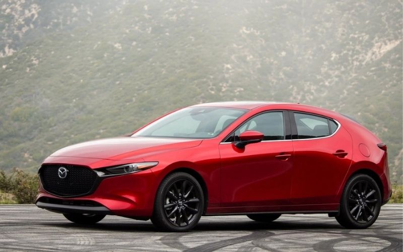 Xe màu đỏ giúp người tuổi Ất Hợi 1995 tăng năng lượng tích cực và thu hút may mắn