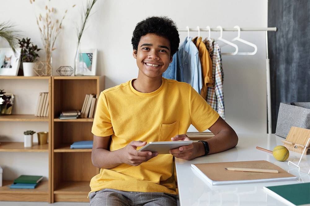 Nam Giáp Ngọ 2014 có thể ứng dụng màu hợp trong cả trang phục, đồ dùng và không gian sống