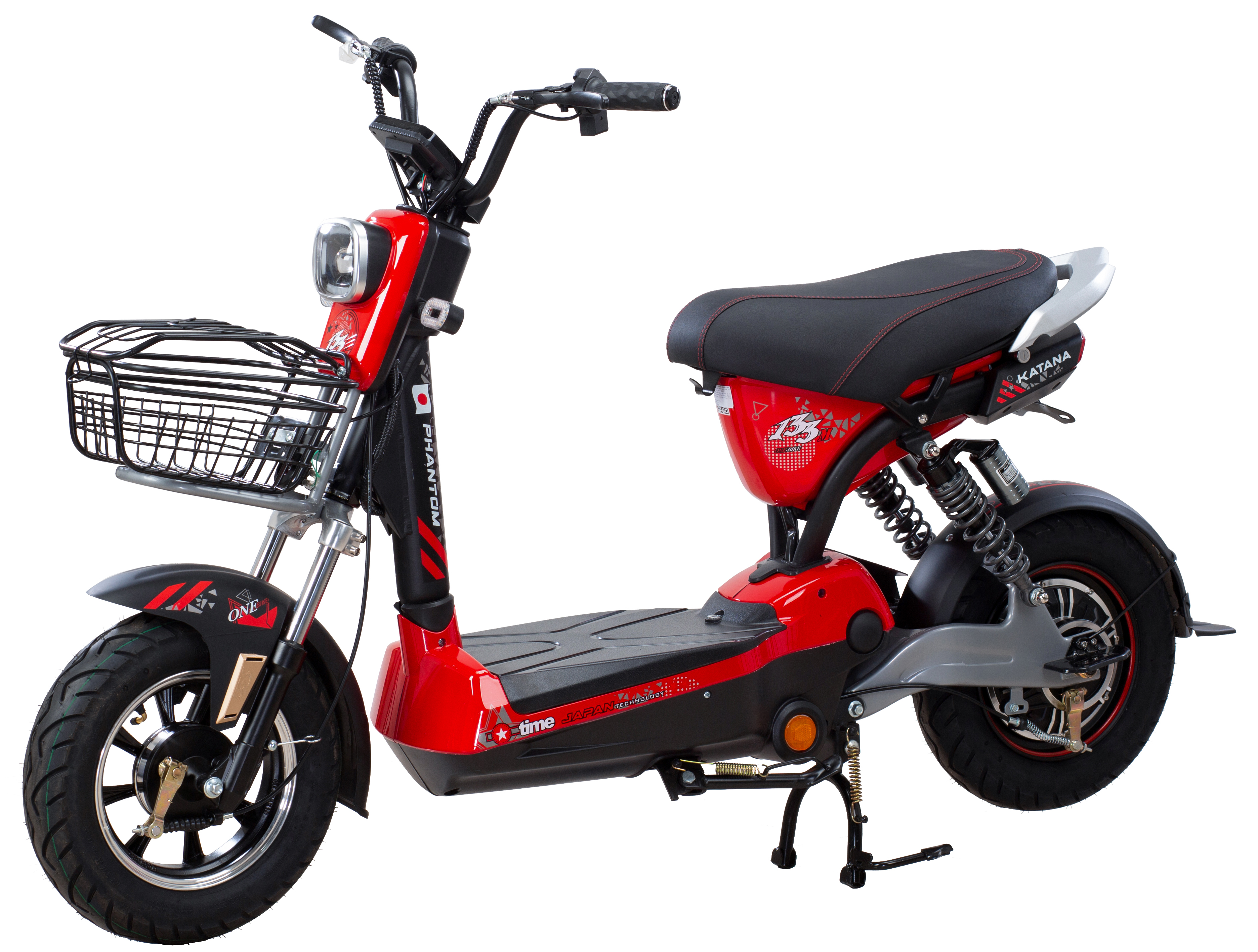 Màu đỏ dễ gây tác động về mặt cảm xúc cho nữ Ất Mùi 