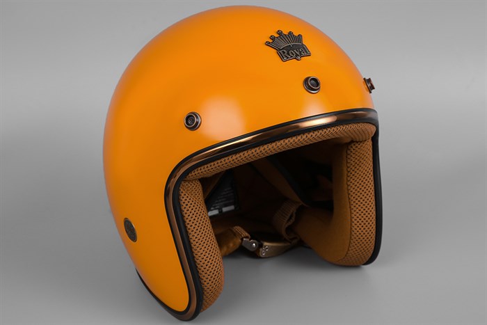 Màu cam giúp trẻ dễ mở lòng, tăng hoạt động giao tiếp