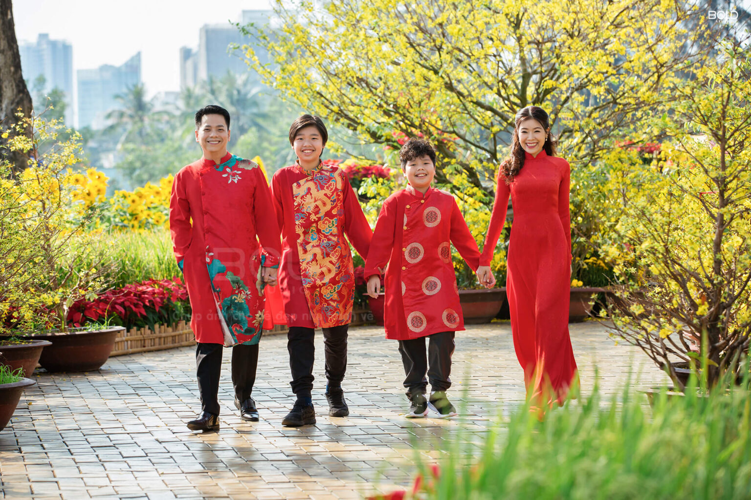 Xuất hành giờ và hướng đẹp mang đến sự an tâm cho nữ Nhâm Dần 1962