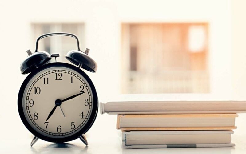 Chọn giờ xuất hành phù hợp giúp nữ Bính Tuất nhận vận may, thuận lợi trong học tập, công việc và mọi việc quan trọng 