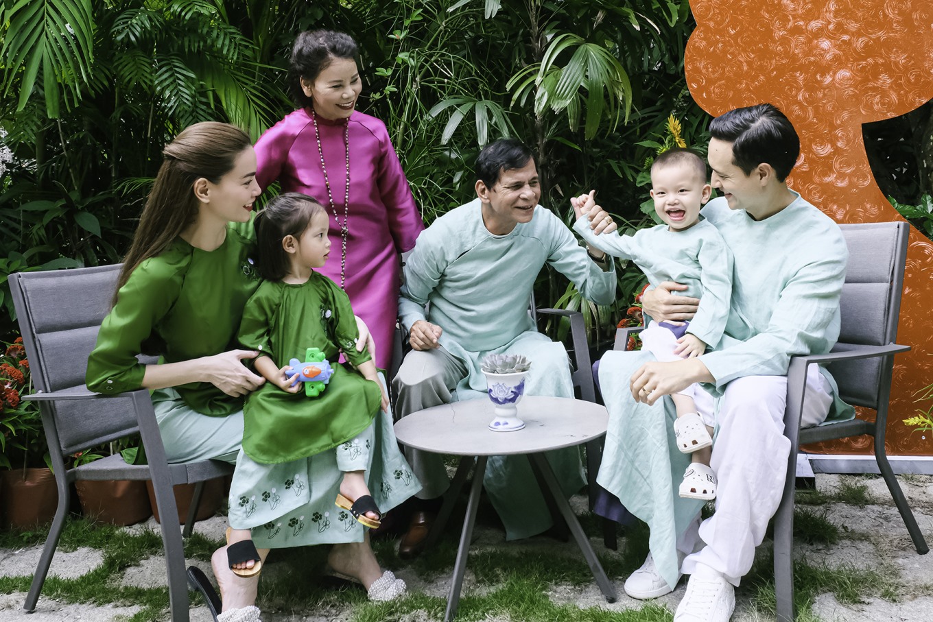 Xuất hành với tâm thế tích cực giúp nam Quý Dậu 1993 có một năm may mắn